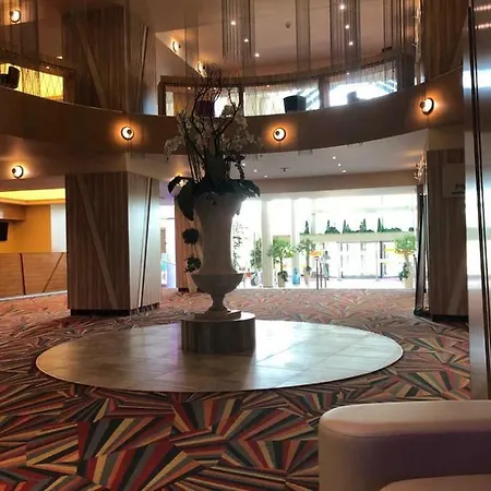 Rin Grand Apartment